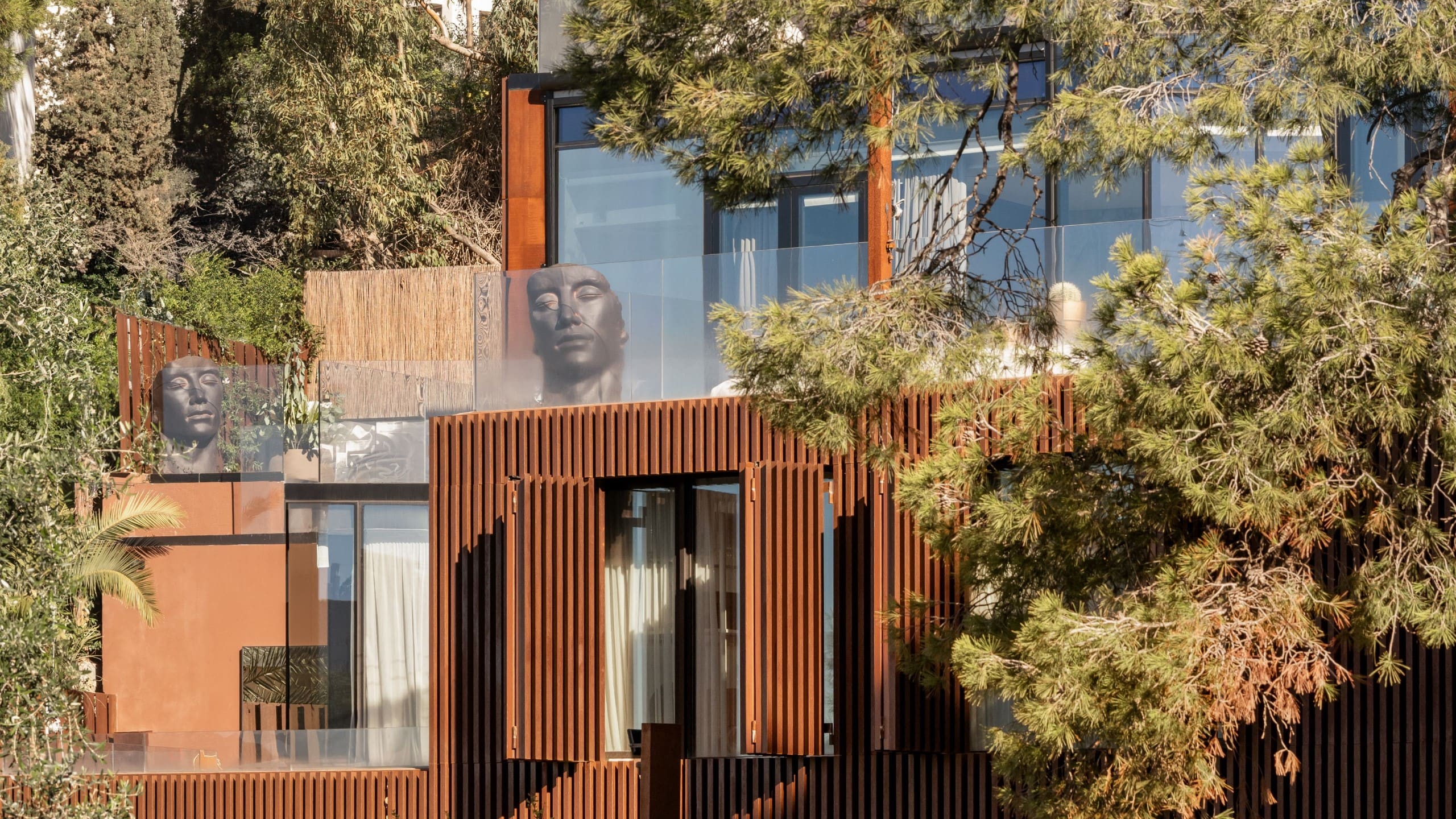Project Sombra House